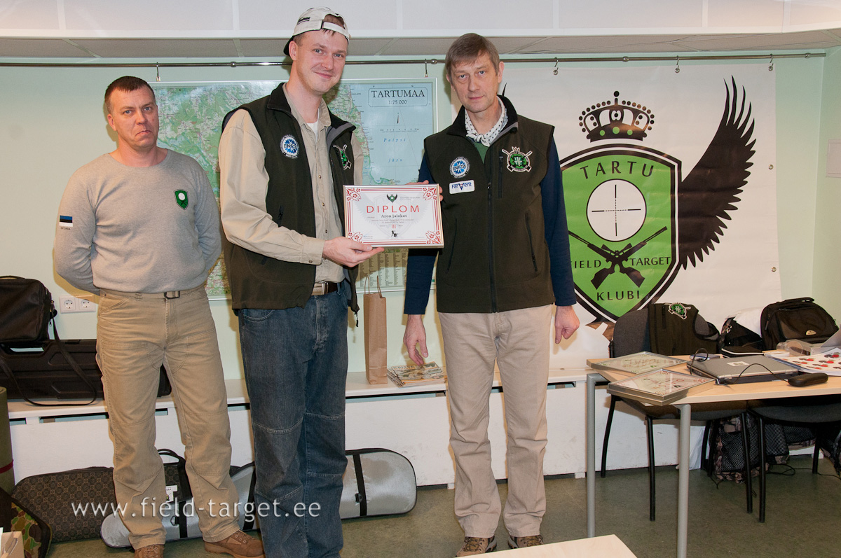 0100   Aron Jalakas sai 6 punktiga suruohupussi klassis III koha